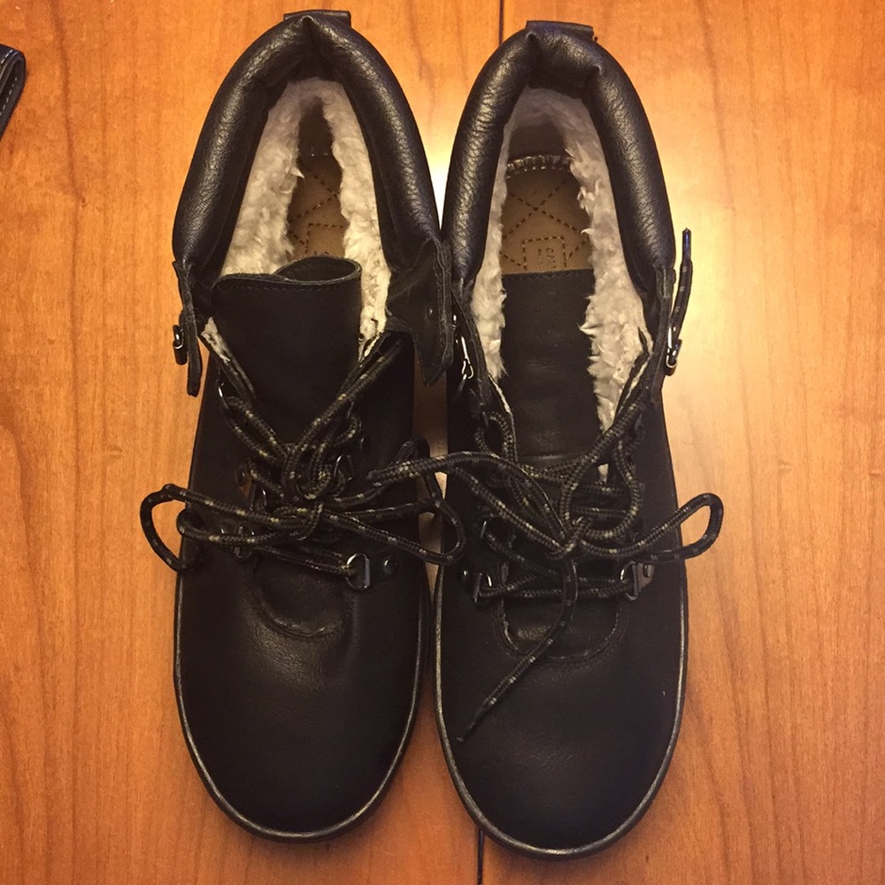 Black Platform Boot size 6.5